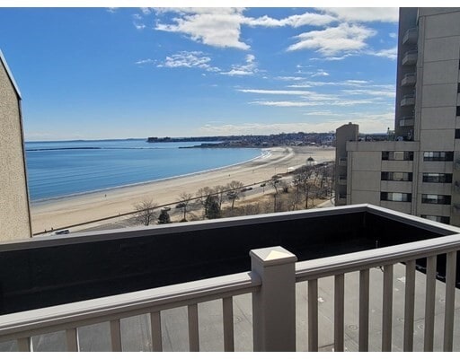 Building Photo - 376 Ocean Ave
