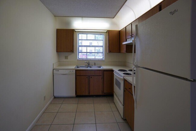 Foto del edificio - 321 Olivewood Pl