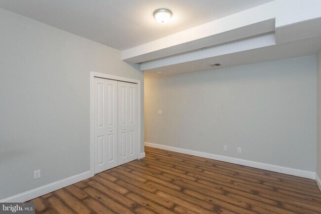 Building Photo - 1222 N 7th St