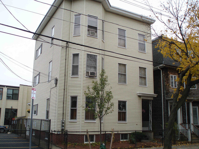 Foto del edificio - 232 Brookline St