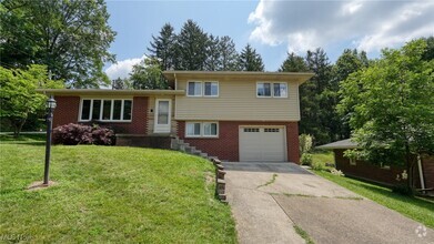 Building Photo - 1920 Clairmont Dr
