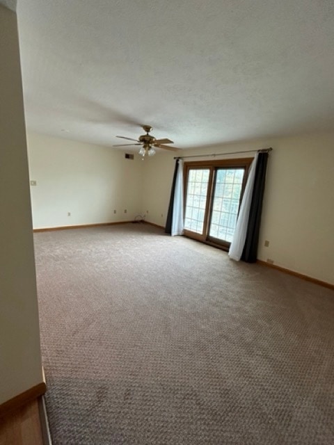 Living from entry - 510 Clubhouse Dr