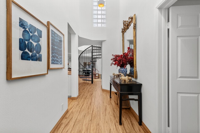 Foto del edificio - 12000 Goshen Ave