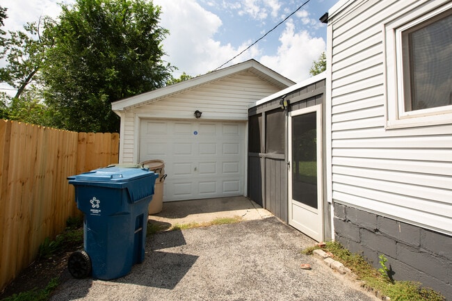 Building Photo - 3516 Peoria St