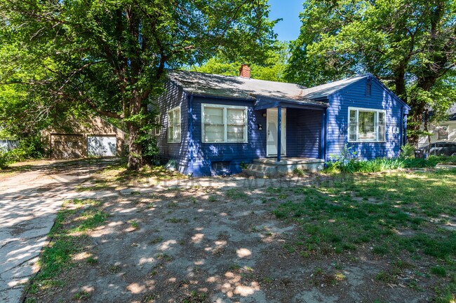 Foto del edificio - 1421 N Holyoke St