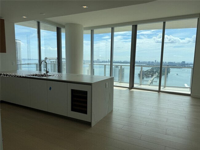 Foto del edificio - 1400 Biscayne Blvd
