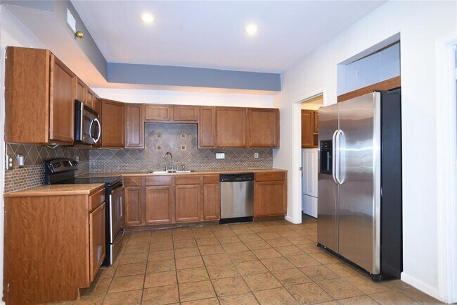 Foto del edificio - 940 Wycliffe Dr