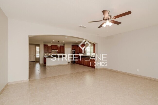 Foto del edificio - Now offering first full month free!