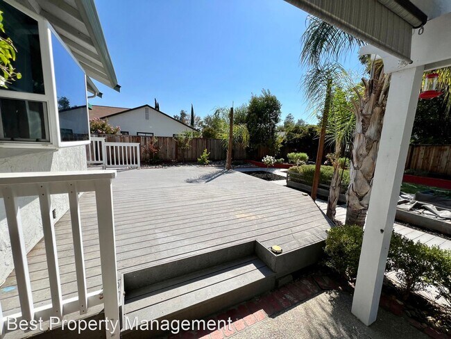 Foto del edificio - 4 br, 2.5 bath House - 2496 Spyglass Hills Rd