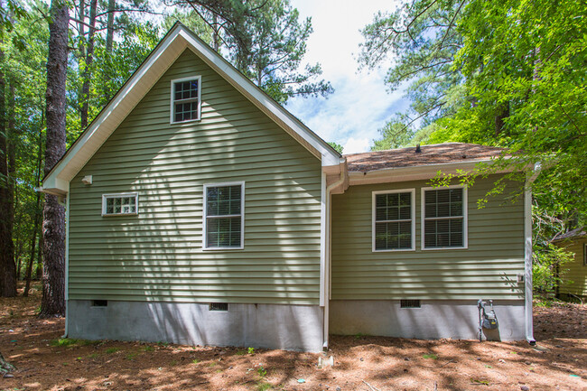 Building Photo - 106 Legion Rd Ext