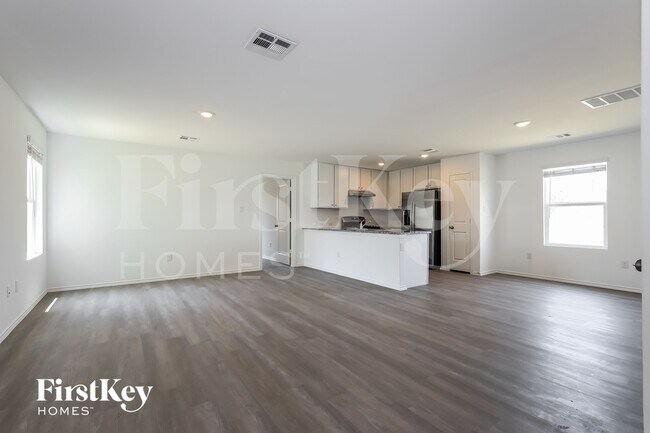 Foto del edificio - 13726 Haystack Rdg