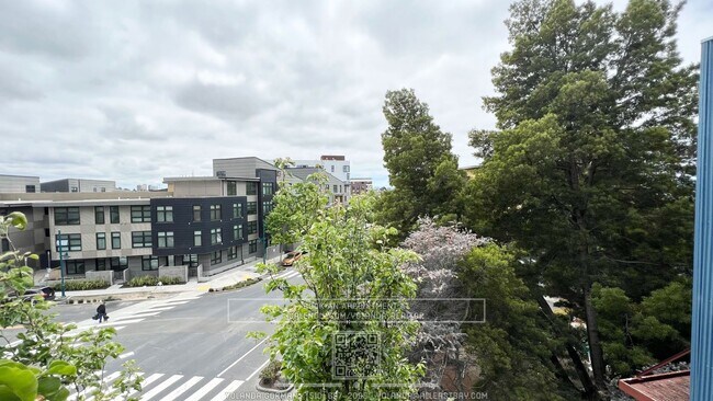 Building Photo - Urban Living at Andante – Spacious Top Flo...