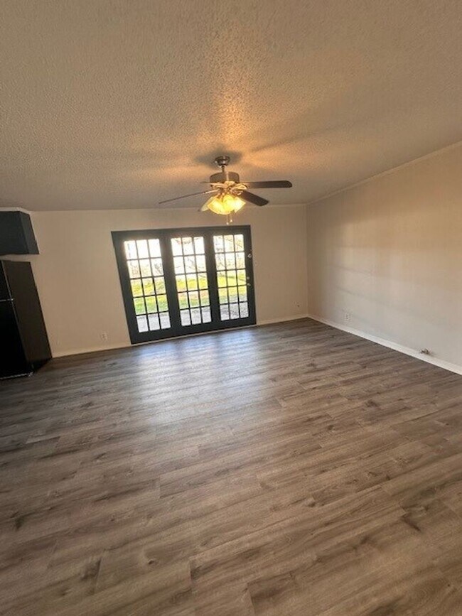 Foto del edificio - Spacious Baylor University Home