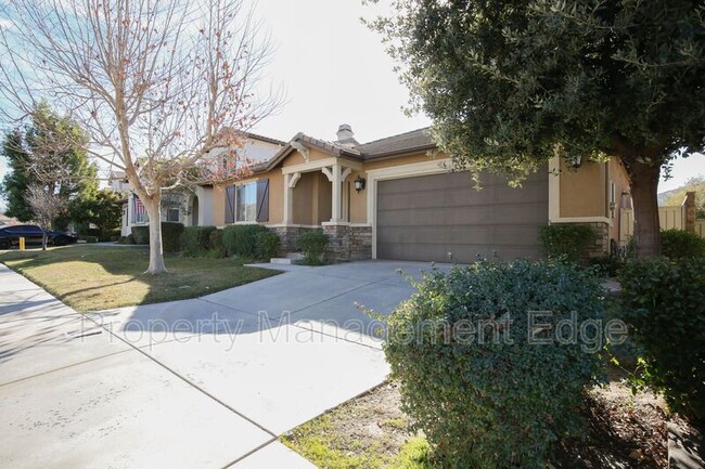 Foto del edificio - 45939 Hunter Lodge Ln