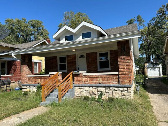 Building Photo - 5223 Garfield Ave