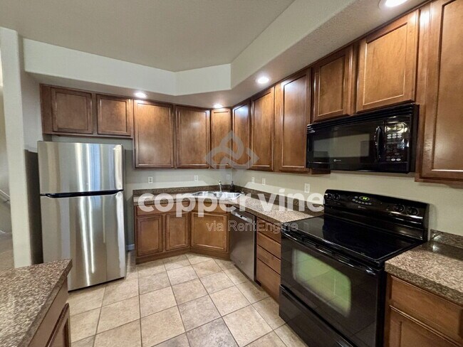 Building Photo - 11374 Xavier Dr