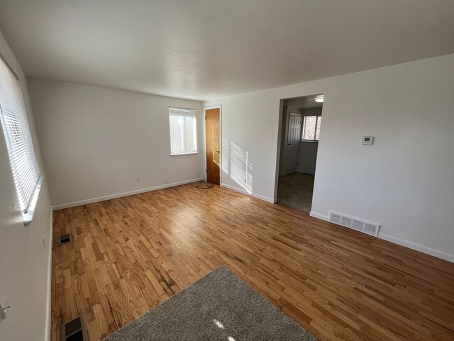 Building Photo - Ranch Style Home in Virginia Village with ...