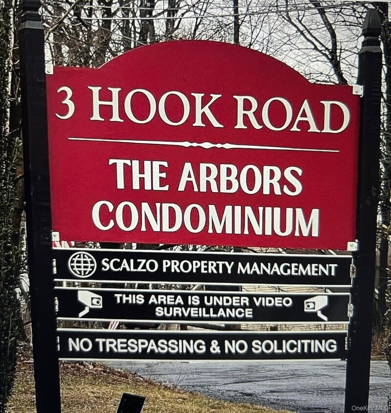 Primary Photo - 3 Hook Rd