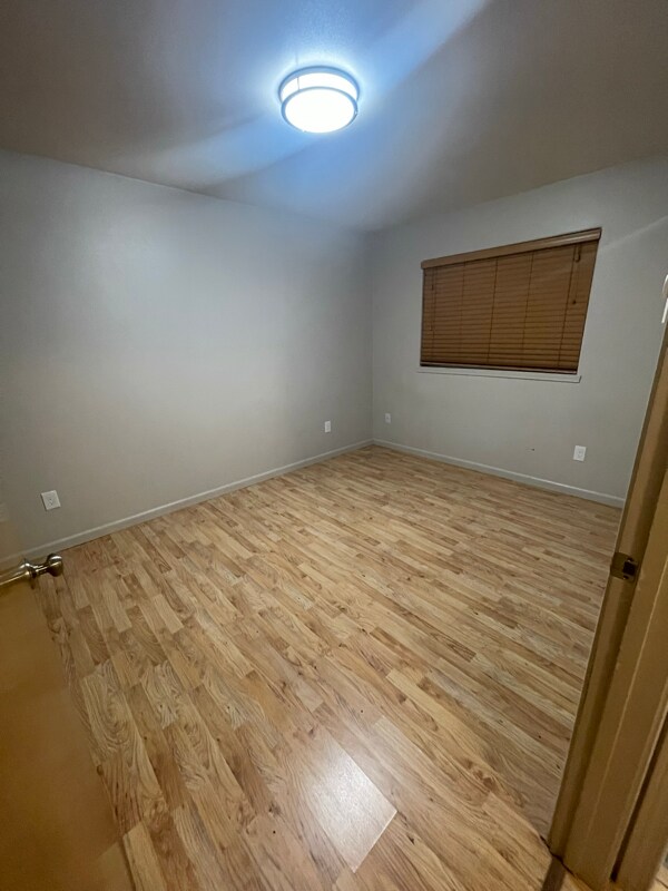 Foto del edificio - 6787 Badger St