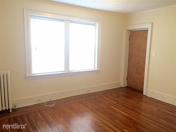 Building Photo - 117 Pendleton St