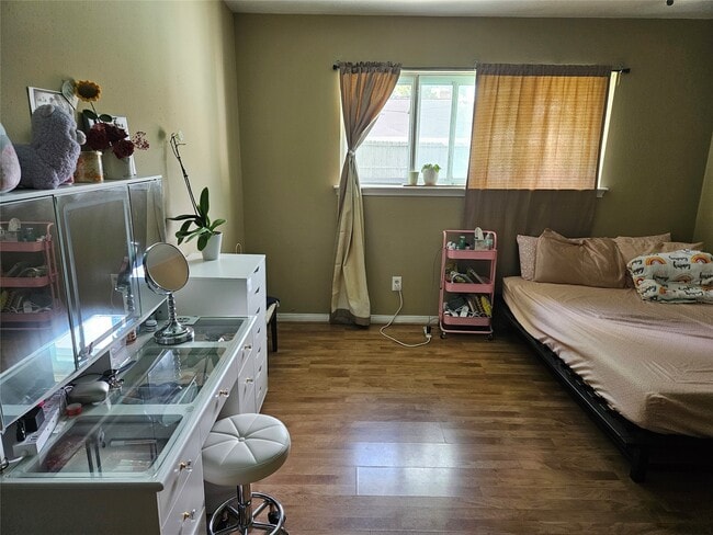 Foto del edificio - 9231 Stroud Dr