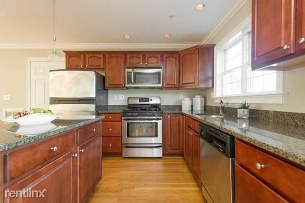 Foto del edificio - 2 br, 2 bath Condo - 50 B Street 3 Unit 3