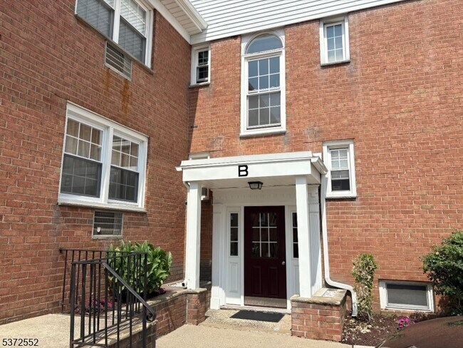 Foto del edificio - 565 Grove St