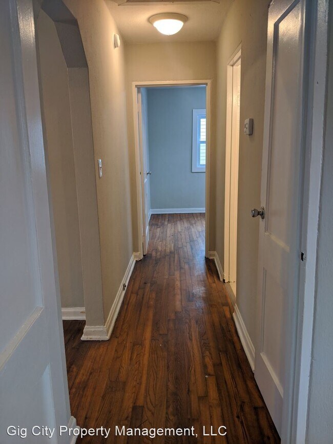 Foto del edificio - 2 br, 1 bath House - 3002 5th Ave