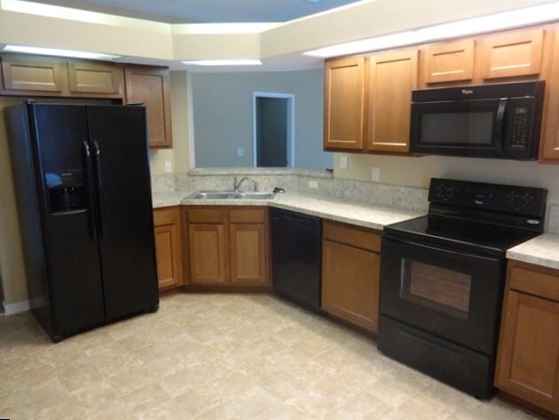 Building Photo - 1730 Hudderfield Cir W
