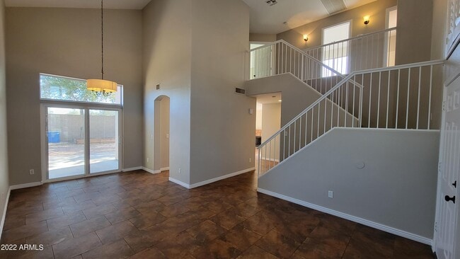 Building Photo - 2151 S Karen Dr
