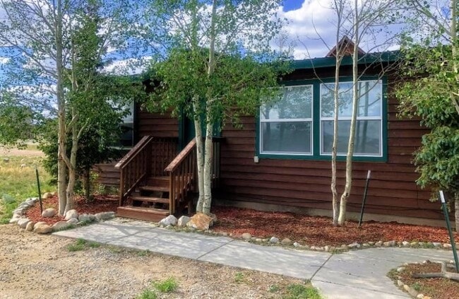 Building Photo - 55 Fuller Dr