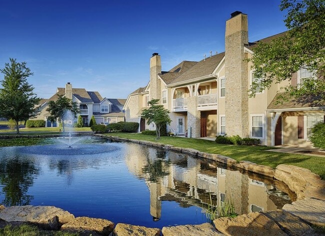 Building Photo - Bradford Pointe