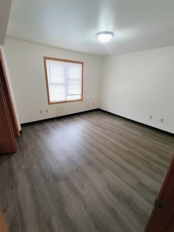 Foto del edificio - 2210 Valley Rd