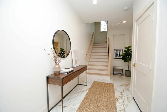 Foto del edificio - 6312 Illinois St