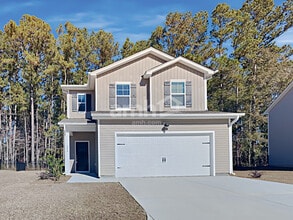 Building Photo - 606 W Lionel Rd