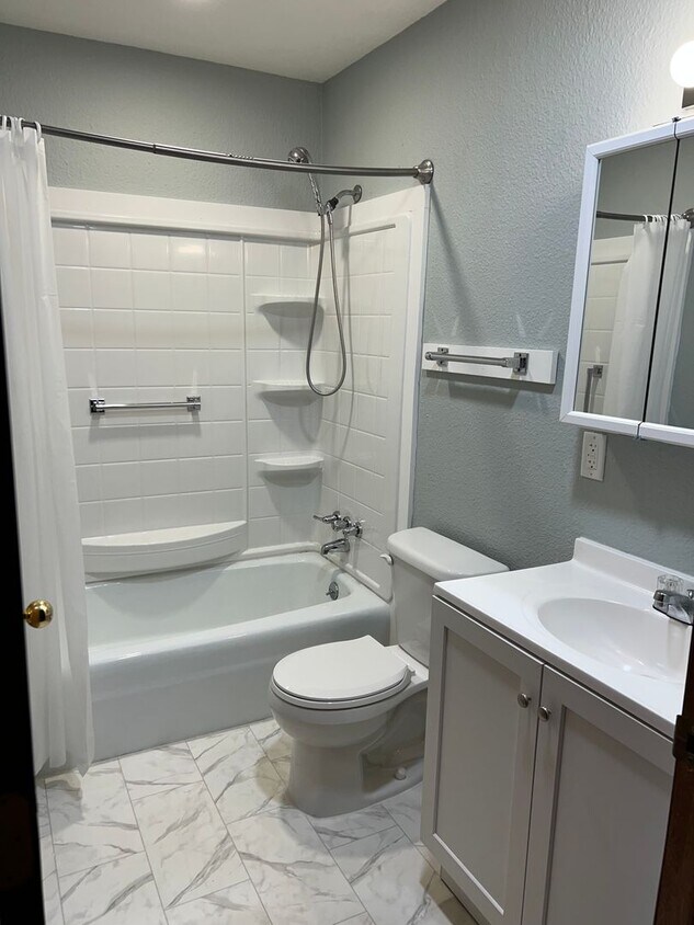 Primary Photo - 3 Bedroom Apartment-Pulaski Iowa