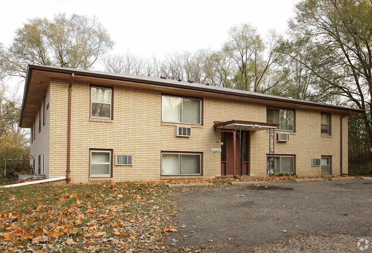 1564 English St, Saint Paul, MN 55106 Apartments in Saint Paul, MN