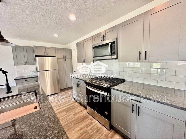 Foto del edificio - 2109 Willis Ave