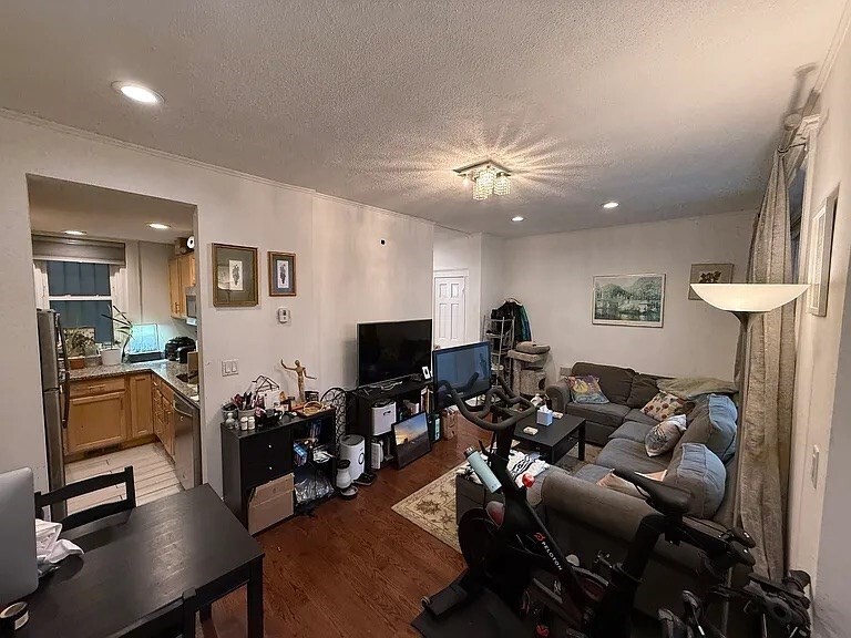 Foto principal - 451 Park Dr