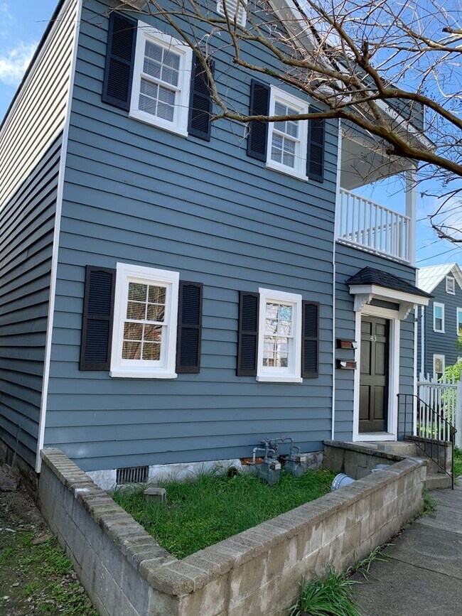 Foto del edificio - Great Downtown Duplex Unit!