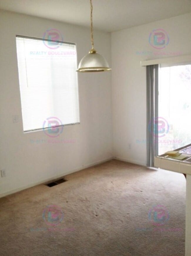 Building Photo - Stunning 2-Story Home with Scenic Views in...