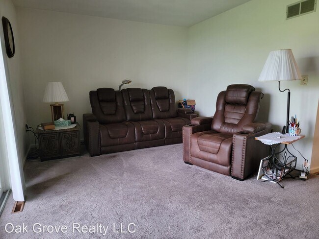 Foto del edificio - 2 br, 3 bath House - 4895 Lucerne Rd