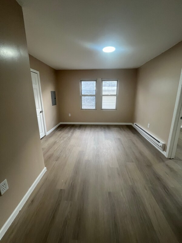 Foto del edificio - 128 N 14th St