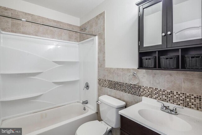 Foto del edificio - 321 N Preston St