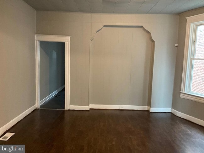 Building Photo - 416 N Hilton St