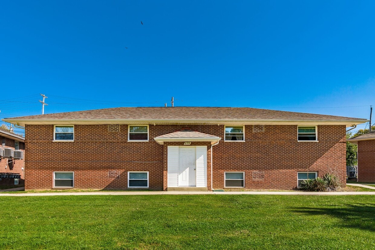 272 Powell Cir Unit A, Columbus, OH 43204 Apartment for Rent in