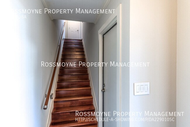 Foto del edificio - Elegant 2 Bedroom 2 1/2 Bath Townhouse, No...