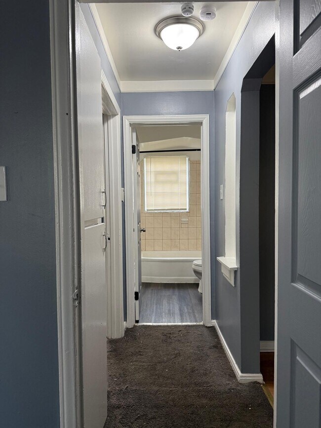 Foto del edificio - 16191 Salem St