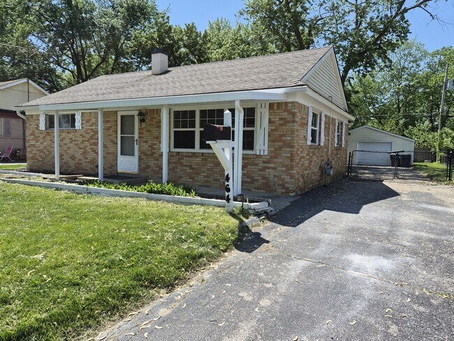 Foto del edificio - 464 Carol Dr