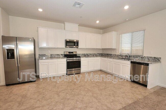 Foto del edificio - 4181 Paisleyshire Way